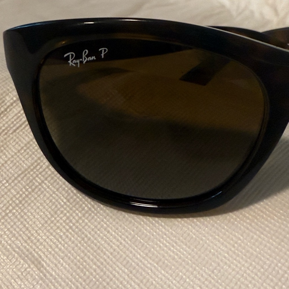 Ray-Ban Women's Brown Cat-Eye Sunglasses - Picture 5 of 10